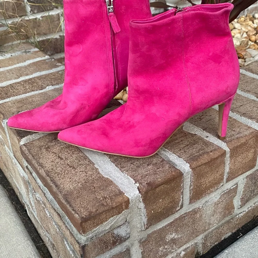 Sam Edelman Pink Suede Ankle Boots - Picture 6 of 9